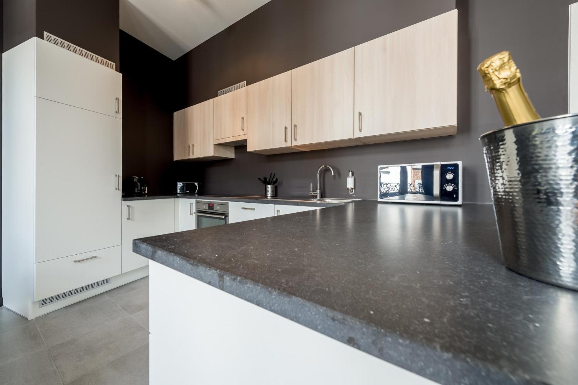 Cathédrale Residence - City Center Lieja Habitación foto